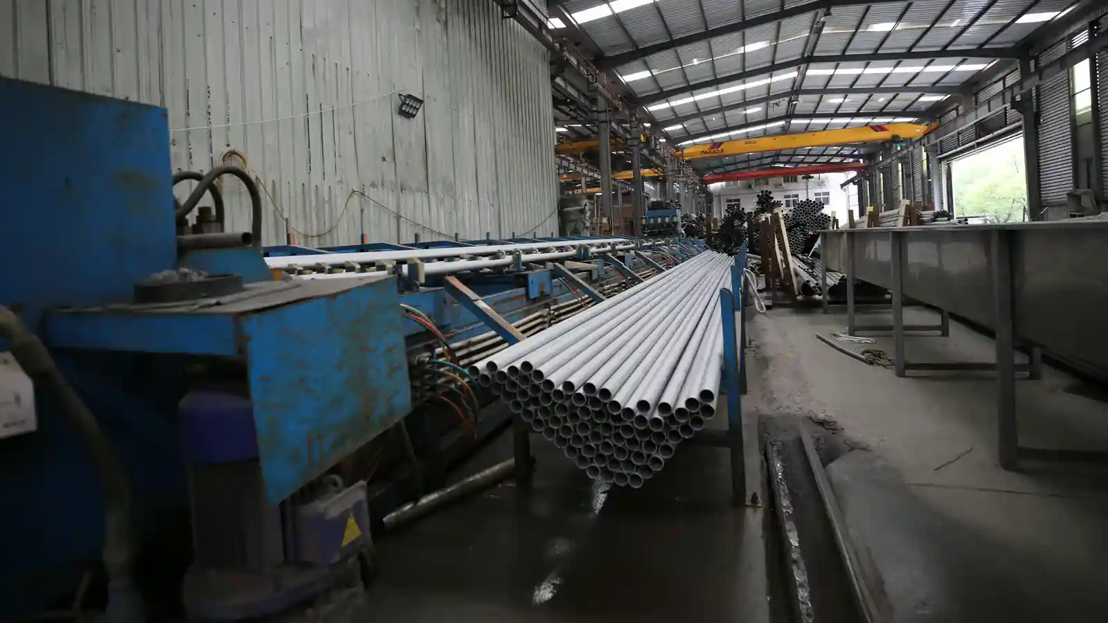 Seamless stainless steel tubes coming off the production line at the Thaida mill